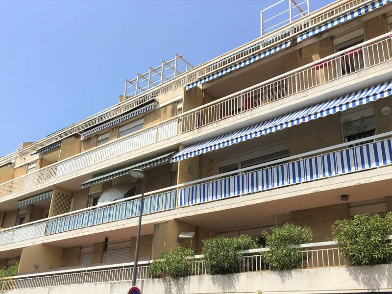 Appartement T2 à vendre aix en provence centre ville avec balcon et ascenseur